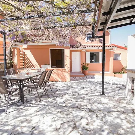 بيت للعطل Giorgos House