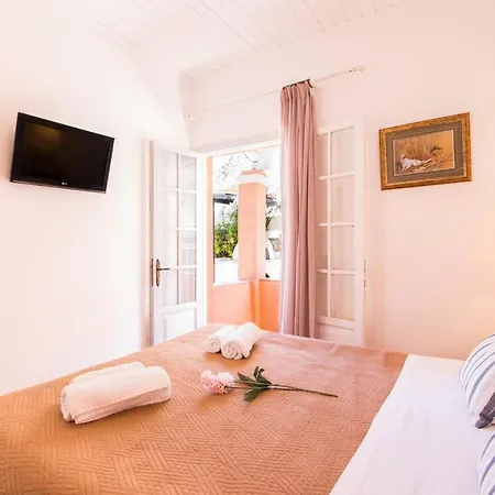 Giorgos House بيت للعطل *